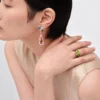 Δαχτυλίδι Couleur Vivante Solitaire – Λευκόχρυσο με περίδοτο και αμέθυστο Δαχτυλίδι Couleur Vivante Solitaire – Λευκόχρυσο με περίδοτο και αμέθυστο