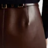 Δερμάτινη μίνι φούστα Δερμάτινη μίνι φούστα