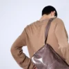 Δερμάτινη τσάντα ώμου Δερμάτινη τσάντα ώμου