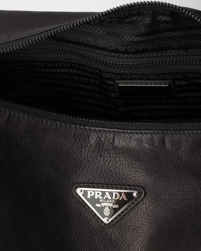 Δερμάτινη τσάντα ώμου Prada Explore Δερμάτινη τσάντα ώμου Prada Explore