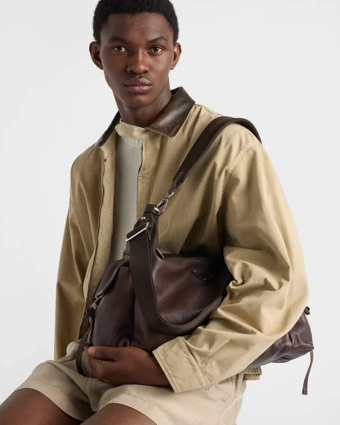 Δερμάτινη τσάντα ώμου Prada Explore Δερμάτινη τσάντα ώμου Prada Explore