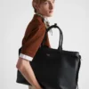 Δερμάτινη τσάντα Prada Buckle με διπλή ζώνη Δερμάτινη τσάντα Prada Buckle με διπλή ζώνη