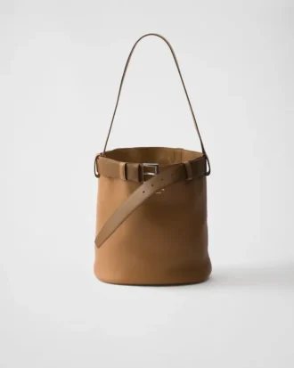 Δερμάτινη τσάντα Prada Buckle με ζώνη