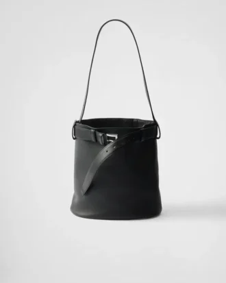 Δερμάτινη τσάντα Prada Buckle με ζώνη