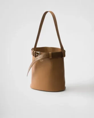 Δερμάτινη τσάντα Prada Buckle με ζώνη