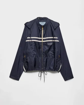 Ελαφρύ μπουφάν από Re-Nylon