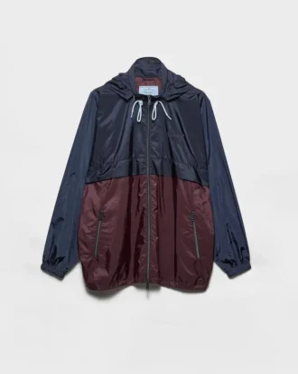 Ελαφρύ μπουφάν από Re-Nylon