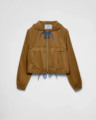 Ελαφρύ μπουφάν από Re-Nylon