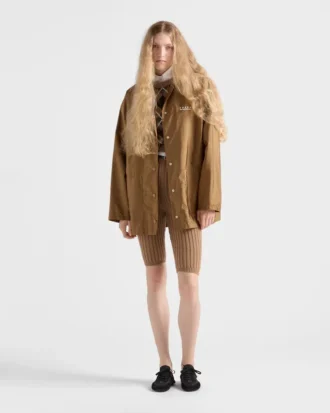 Ελαφρύ μπουφάν από Re-Nylon