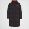 Ελαφρύ παλτό από Re-Nylon Ελαφρύ παλτό από Re-Nylon