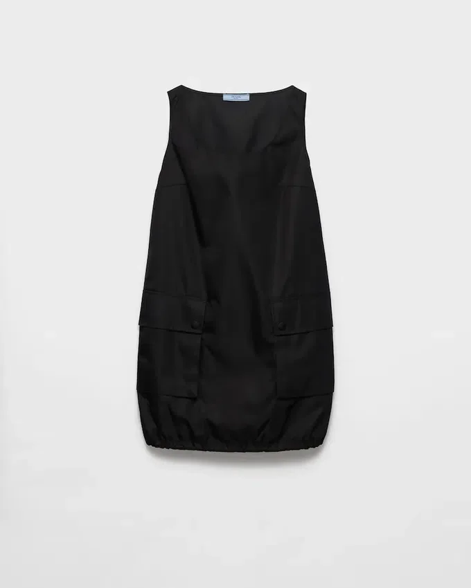 Φόρεμα Re-Nylon χωρίς μανίκια Φόρεμα Re-Nylon χωρίς μανίκια