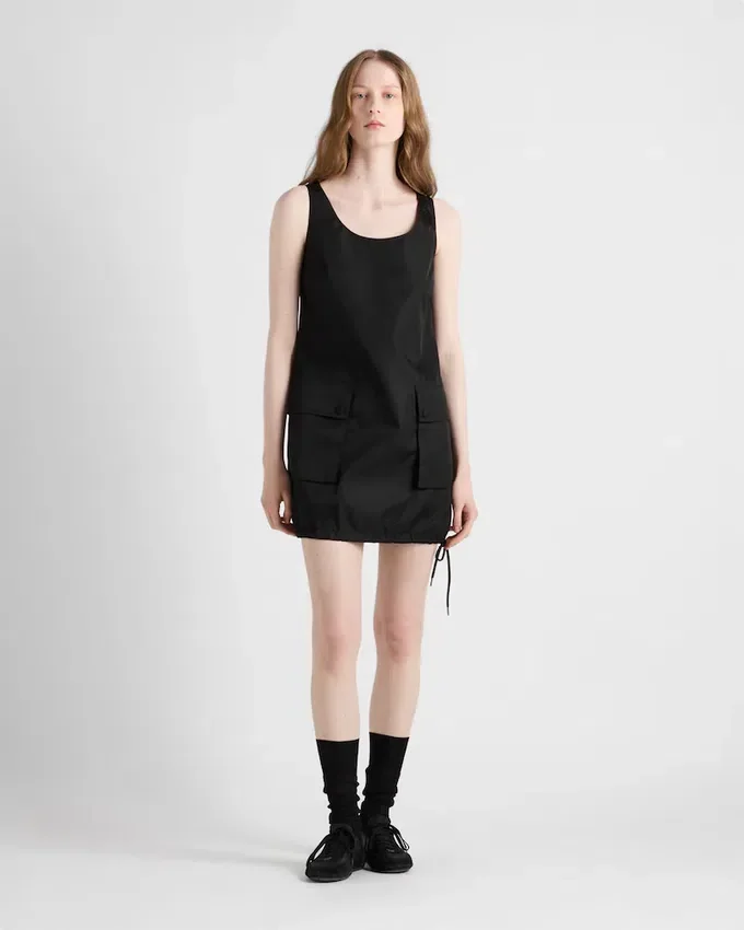 Φόρεμα Re-Nylon χωρίς μανίκια Φόρεμα Re-Nylon χωρίς μανίκια