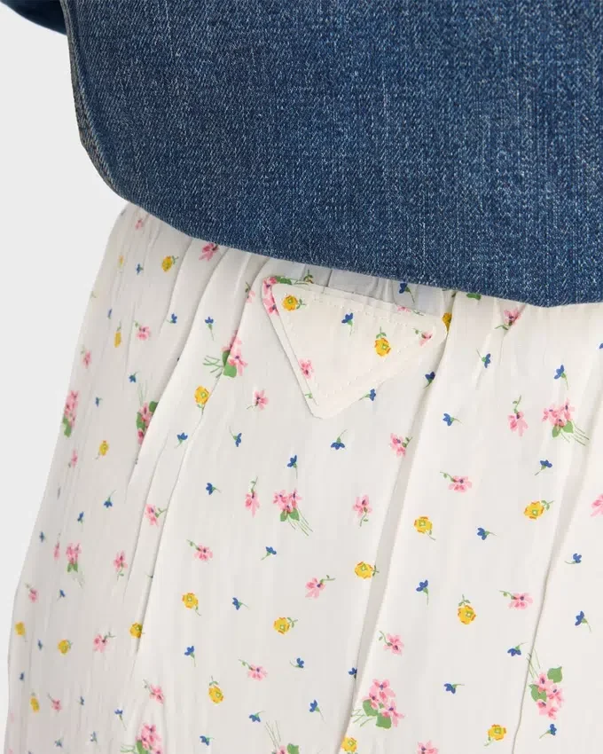 Φούστα από πονζέ με floral print Φούστα από πονζέ με floral print