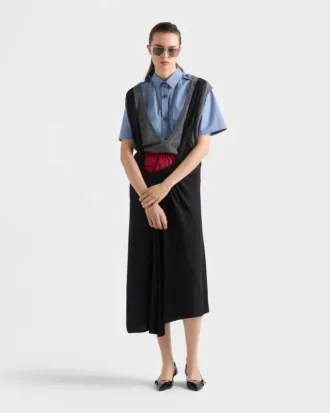 Γιλέκο από κασμίρ με V-neck