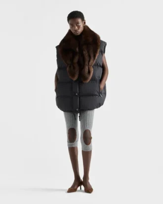 Γιλέκο από Re-Nylon και shearling