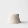 Καπέλο Bucket από παλιά γαμπαρντίνα Καπέλο Bucket από παλιά γαμπαρντίνα