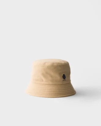 Καπέλο Bucket από παλιά πικέ Καπέλο Bucket από παλιά πικέ