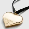 Κολιέ Eternal Gold με μεγάλο μενταγιόν από κίτρινο χρυσό Κολιέ Eternal Gold με μεγάλο μενταγιόν από κίτρινο χρυσό