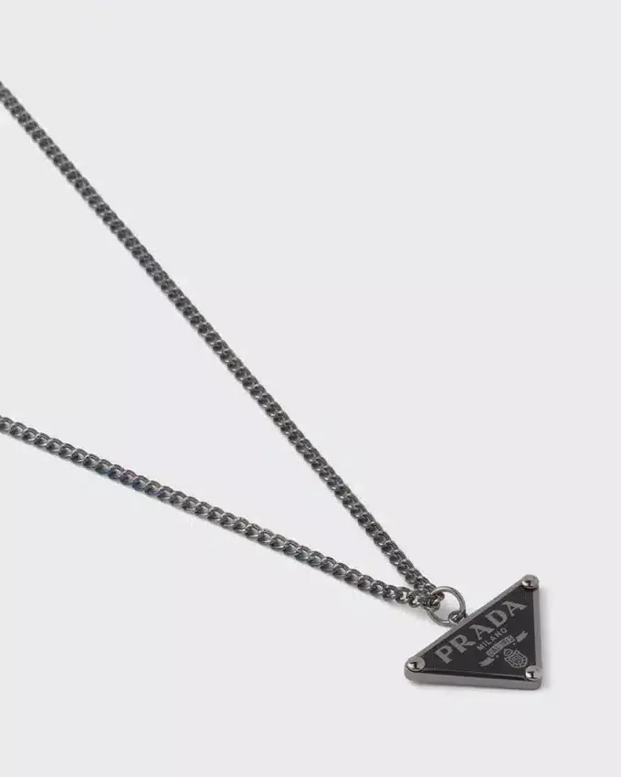 Κολιέ με μενταγιόν Prada Symbole Κολιέ με μενταγιόν Prada Symbole