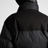Κοντό μπουφάν από Re-Nylon Κοντό μπουφάν από Re-Nylon