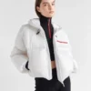 Κοντό τεχνικό μπουφάν από Re-Nylon