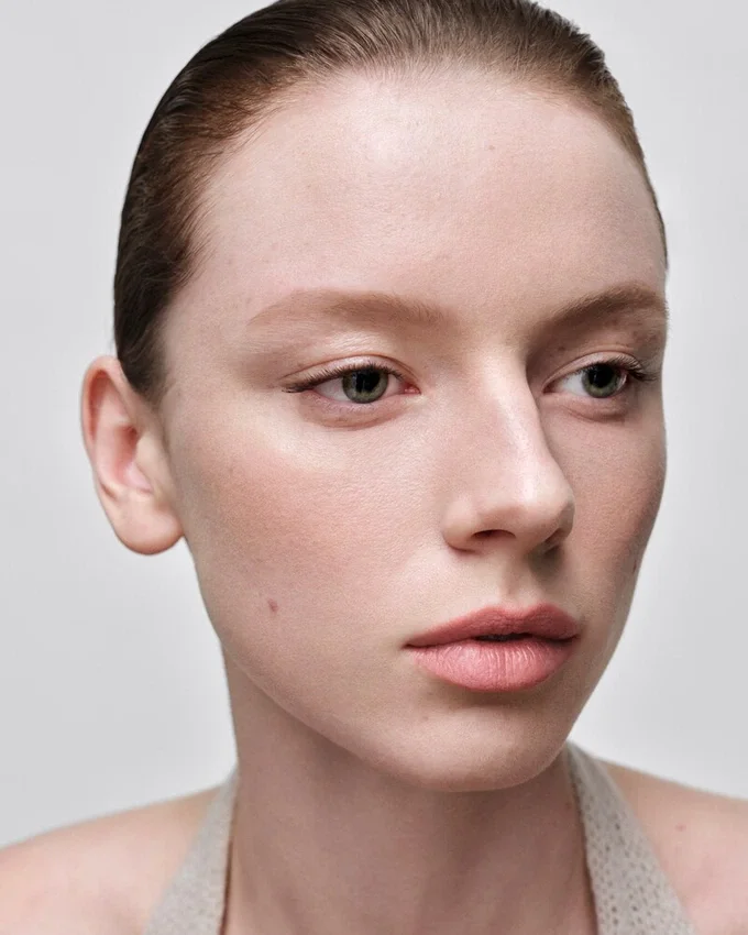 Κραγιόν Prada Monochrome Hyper Matte – B11 – Alabaster Κραγιόν Prada Monochrome Hyper Matte – B11 – Alabaster