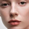 Κραγιόν Prada Monochrome Hyper Matte – B13 – Marron Κραγιόν Prada Monochrome Hyper Matte – B13 – Marron