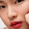 Κραγιόν Prada Monochrome Soft Matte – R127 – Carminio Κραγιόν Prada Monochrome Soft Matte – R127 – Carminio