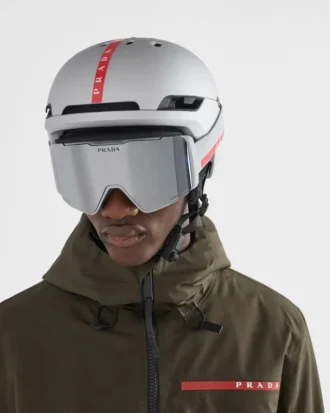 Κράνος χιονιού Prada Linea Rossa by Oakley – Μέγεθος L Κράνος χιονιού Prada Linea Rossa by Oakley – Μέγεθος L