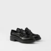 Λοφέρ από βουρτσισμένο δέρμα σε χρώμα Chocolate