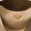 Μεγάλη δερμάτινη τσάντα ώμου Prada Aimae Μεγάλη δερμάτινη τσάντα ώμου Prada Aimae
