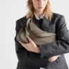 Μεγάλη δερμάτινη τσάντα ώμου Prada Aimae Μεγάλη δερμάτινη τσάντα ώμου Prada Aimae