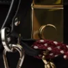 Μεγάλη δερμάτινη τσάντα ώμου Prada Soft με διακοσμητικά στοιχεία Μεγάλη δερμάτινη τσάντα ώμου Prada Soft με διακοσμητικά στοιχεία