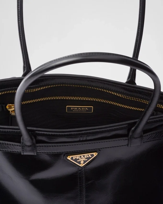 Μεγάλη δερμάτινη τσάντα Prada Bonnie Μεγάλη δερμάτινη τσάντα Prada Bonnie