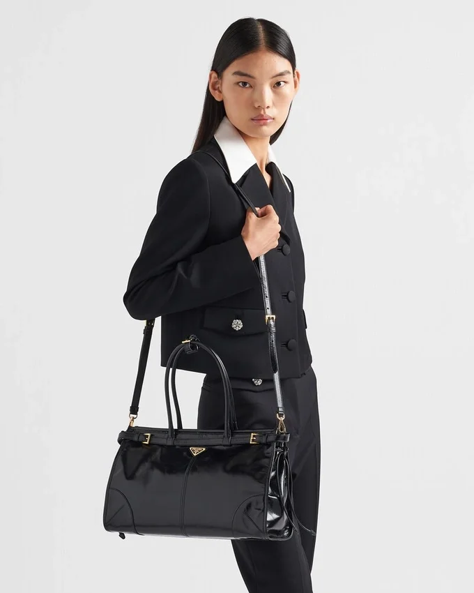 Μεγάλη δερμάτινη τσάντα Prada Bonnie Μεγάλη δερμάτινη τσάντα Prada Bonnie
