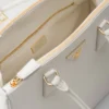 Μεγάλη δερμάτινη τσάντα Prada Galleria Μεγάλη δερμάτινη τσάντα Prada Galleria