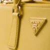 Μεγάλη δερμάτινη τσάντα Prada Galleria Μεγάλη δερμάτινη τσάντα Prada Galleria