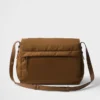 Μεγάλη τσάντα ώμου Prada Traveller με επένδυση από Re-Nylon Μεγάλη τσάντα ώμου Prada Traveller με επένδυση από Re-Nylon