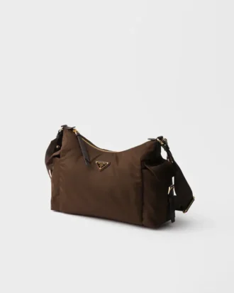 Μεγάλη τσάντα Prada Explore από Re-Nylon και δέρμα