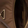 Μεγάλη τσάντα Prada Explore από Re-Nylon και δέρμα Μεγάλη τσάντα Prada Explore από Re-Nylon και δέρμα