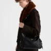 Μεγάλη τσάντα Prada Explore από Re-Nylon και δέρμα Μεγάλη τσάντα Prada Explore από Re-Nylon και δέρμα
