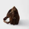 Μεγάλη τσάντα Prada Explore από σουέτ Μεγάλη τσάντα Prada Explore από σουέτ