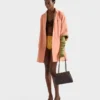 Μεσαία δερμάτινη τσάντα Prada Passage με πτερύγιο από Re-Nylon Μεσαία δερμάτινη τσάντα Prada Passage με πτερύγιο από Re-Nylon
