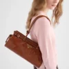 Μεσαίου μεγέθους δερμάτινη τσάντα Prada Bonnie