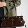 Μεσαίου μεγέθους δερμάτινη τσάντα Prada Bonnie
