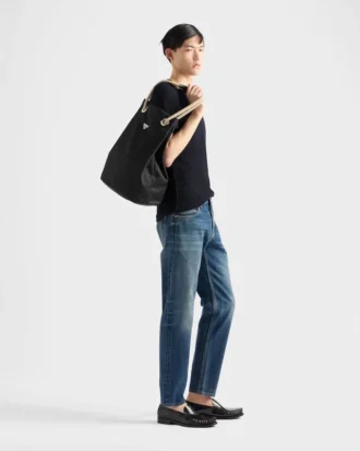 Μεσαίου μεγέθους τσάντα Prada Mariner από Re-Nylon