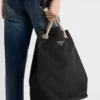 Μεσαίου μεγέθους τσάντα Prada Mariner από Re-Nylon Μεσαίου μεγέθους τσάντα Prada Mariner από Re-Nylon