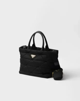 Μεσαίου μεγέθους τσάντα tote με επένδυση από Re-Nylon και δέρμα
