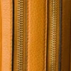 Μικρή δερμάτινη τσάντα ώμου Μικρή δερμάτινη τσάντα ώμου