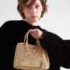 Μικρή σατινέ τσάντα Prada Galleria με κρύσταλλα Μικρή σατινέ τσάντα Prada Galleria με κρύσταλλα